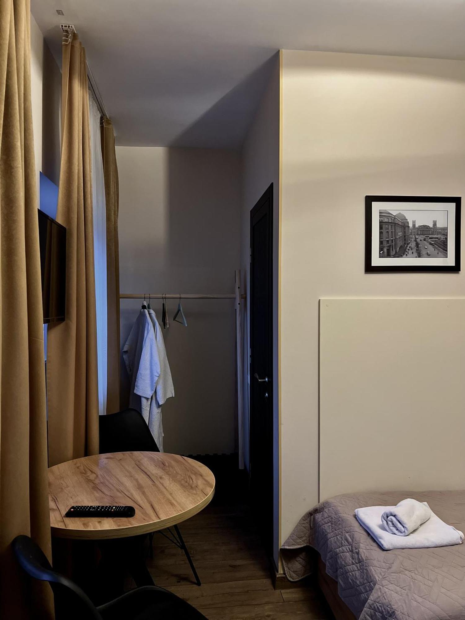 Міні-Готель Тремпель Charkiw Exterior foto